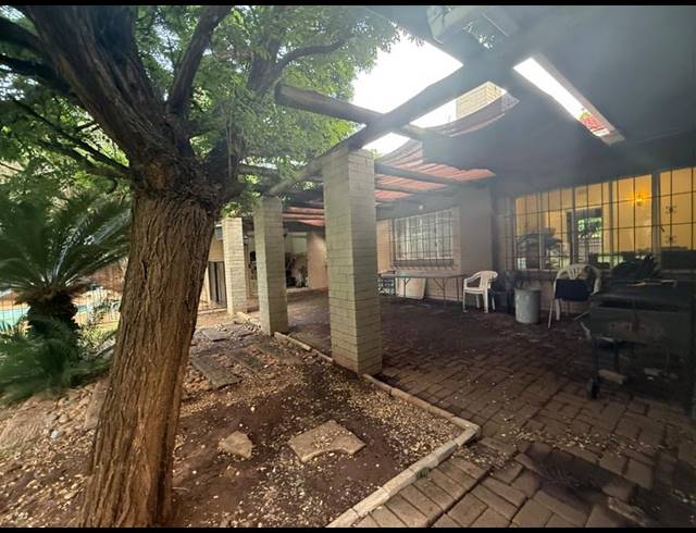 3 BEDROOM HOUSE FOR SALE IN VANDERBIJLPARK SW 5